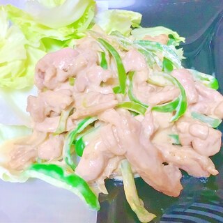 鶏むね肉とピーマンのごまマヨ炒め